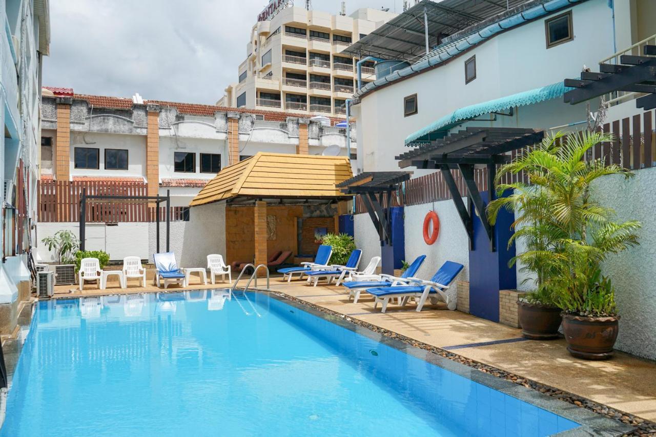 Rattana Beach Hotel By Shanaya Karon Εξωτερικό φωτογραφία